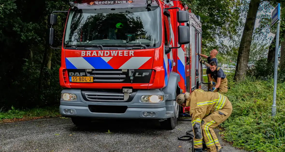 Scooter gedumpt en in brand gestoken bij speeltuinen - Foto 2