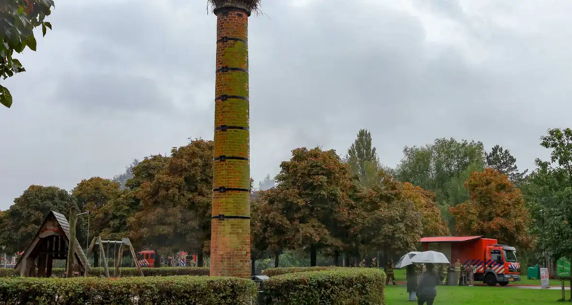 Uitslaande brand in leegstaand pand - Foto 2