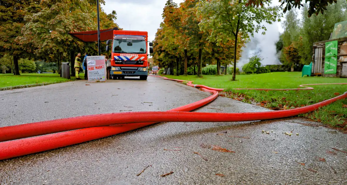 Uitslaande brand in leegstaand pand - Foto 3