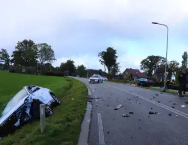 Ravage na botsing tussen drie auto's