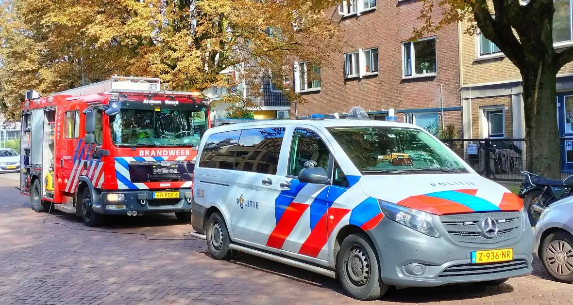 Bewoners zijn gewekt door brandalarm - Foto 12