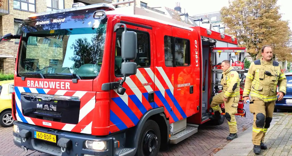 Bewoners zijn gewekt door brandalarm - Foto 7