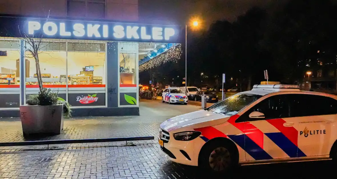 Onderzoek bij Poolse supermarkt na overval - Foto 1