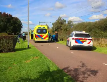 Man achter rollator aangereden door fietser