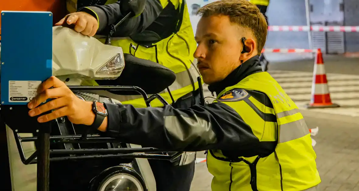 Politie studenten organiseren grote verkeerscontrole - Foto 6