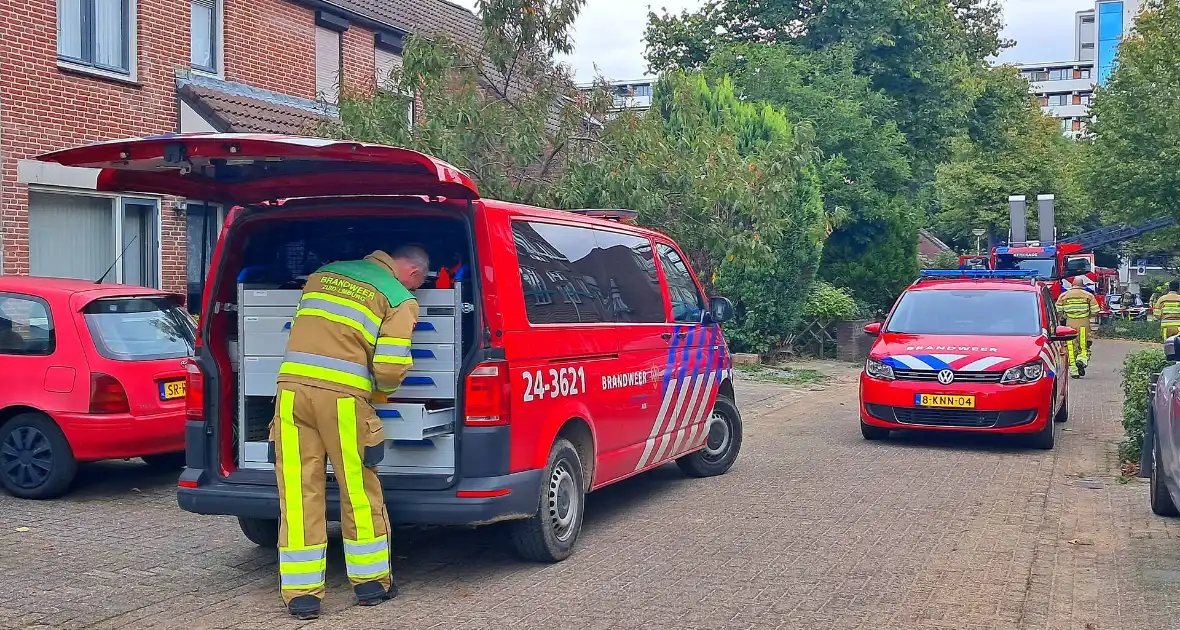 Brandweer ingezet voor grote brand in woning - Foto 3