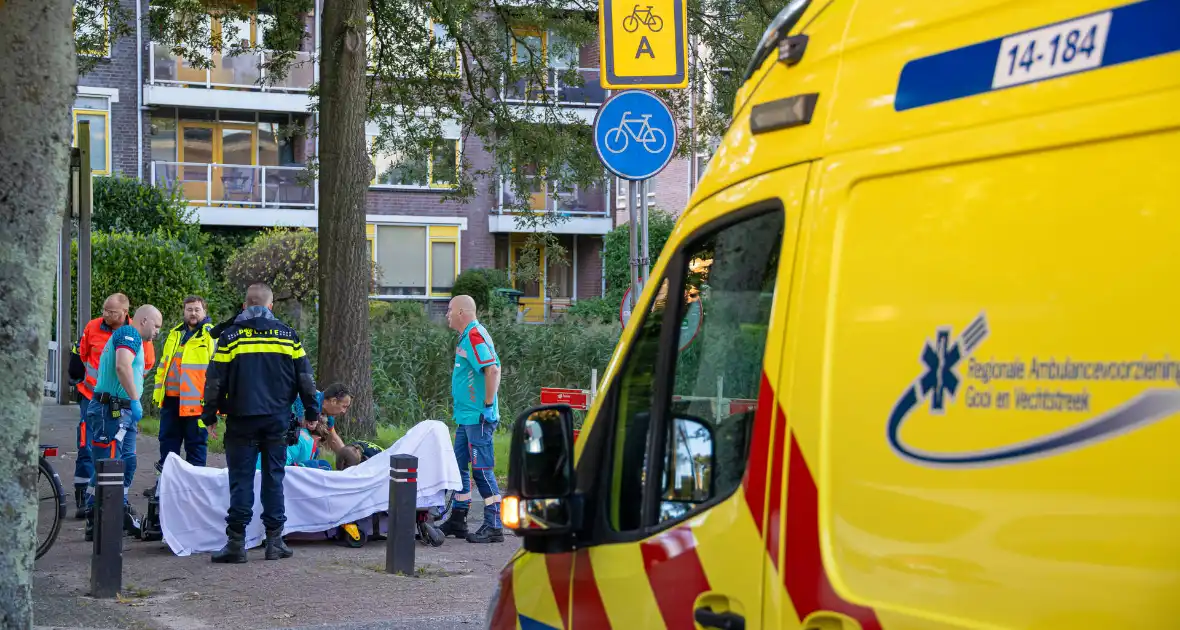 Gewond meisje op straat aangetroffen