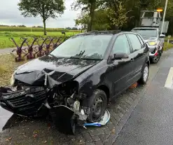 Auto die net van garage komt krijgt zelfde storing en vliegt uit de bocht