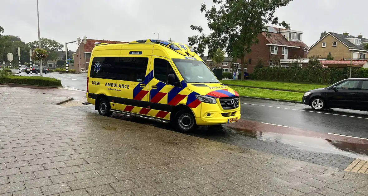 Scootmobiel kanteld bestuurder gewond - Foto 1