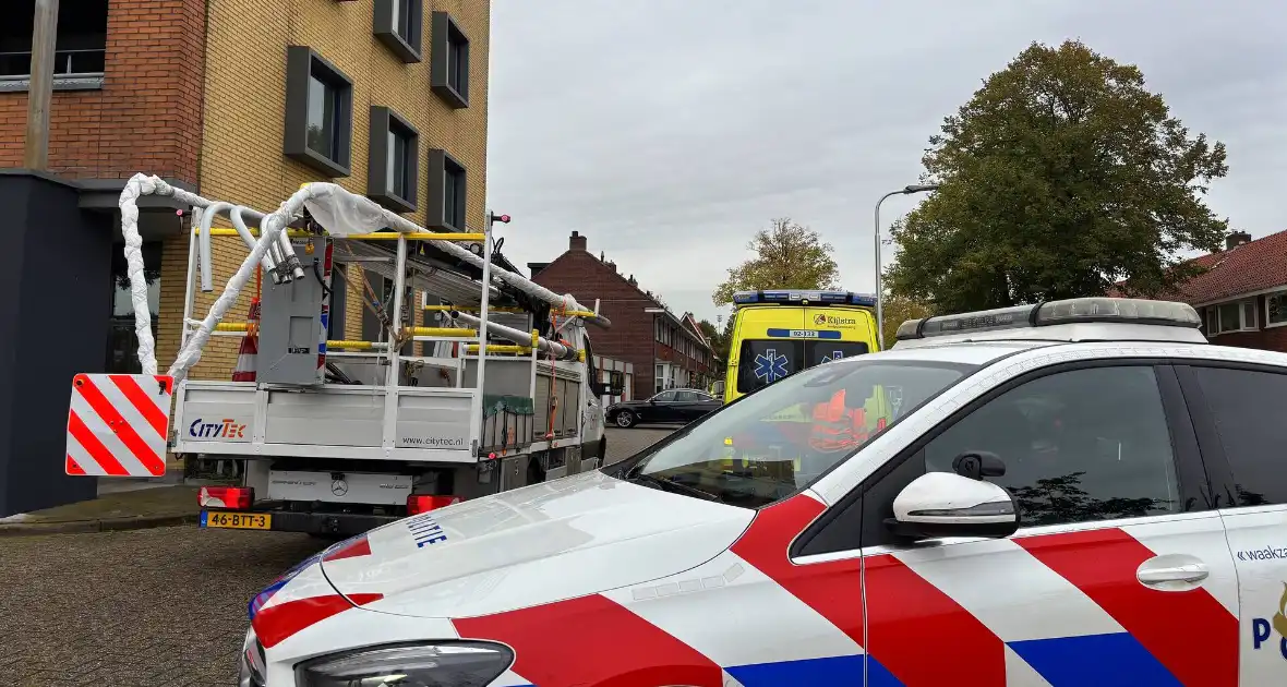 Speed pedelec klapt op zijkant van bestelbus - Foto 4