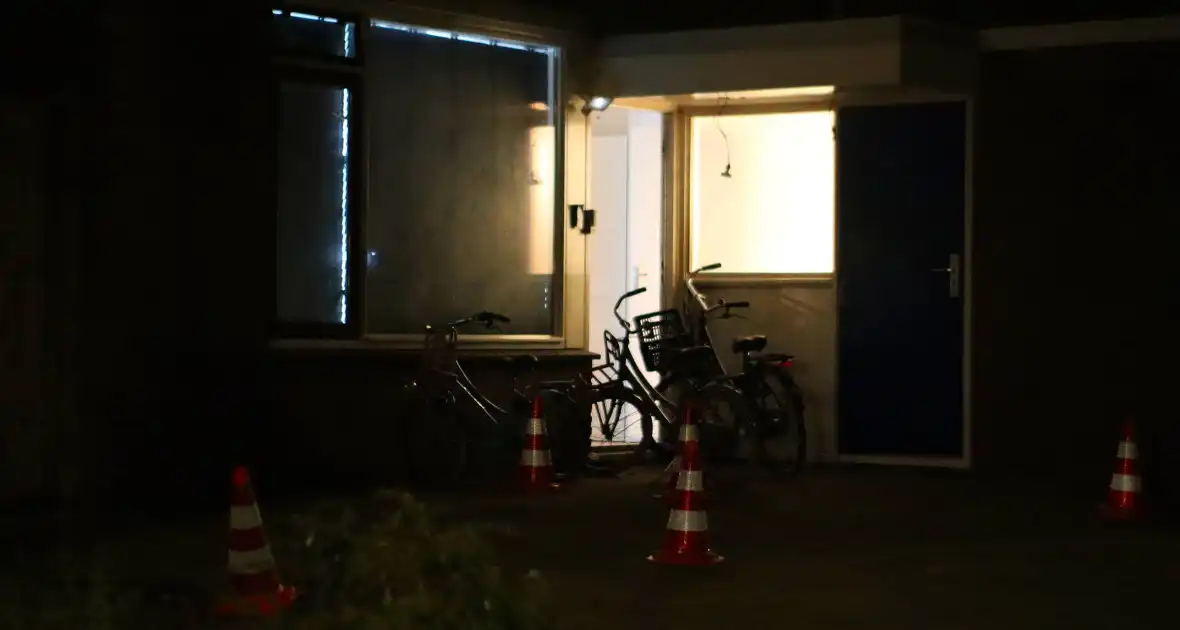 Politie doet onderzoek naar mogelijke explosie bij woning - Foto 5