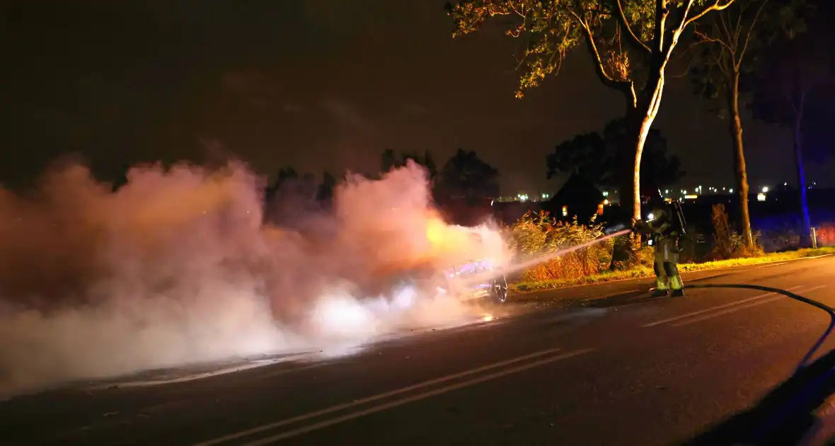 Verdachte geur eindigt in autobrand