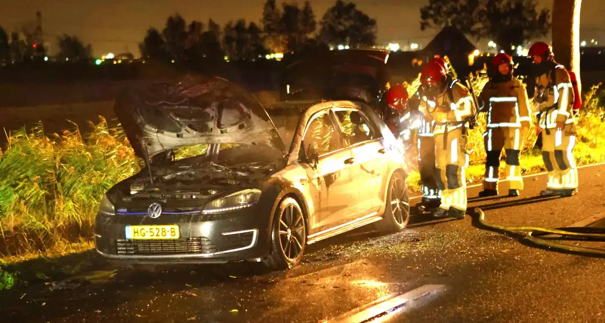 Verdachte geur eindigt in autobrand - Foto 7