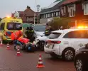 Automobilist ziet scooterrijdster over het hoofd