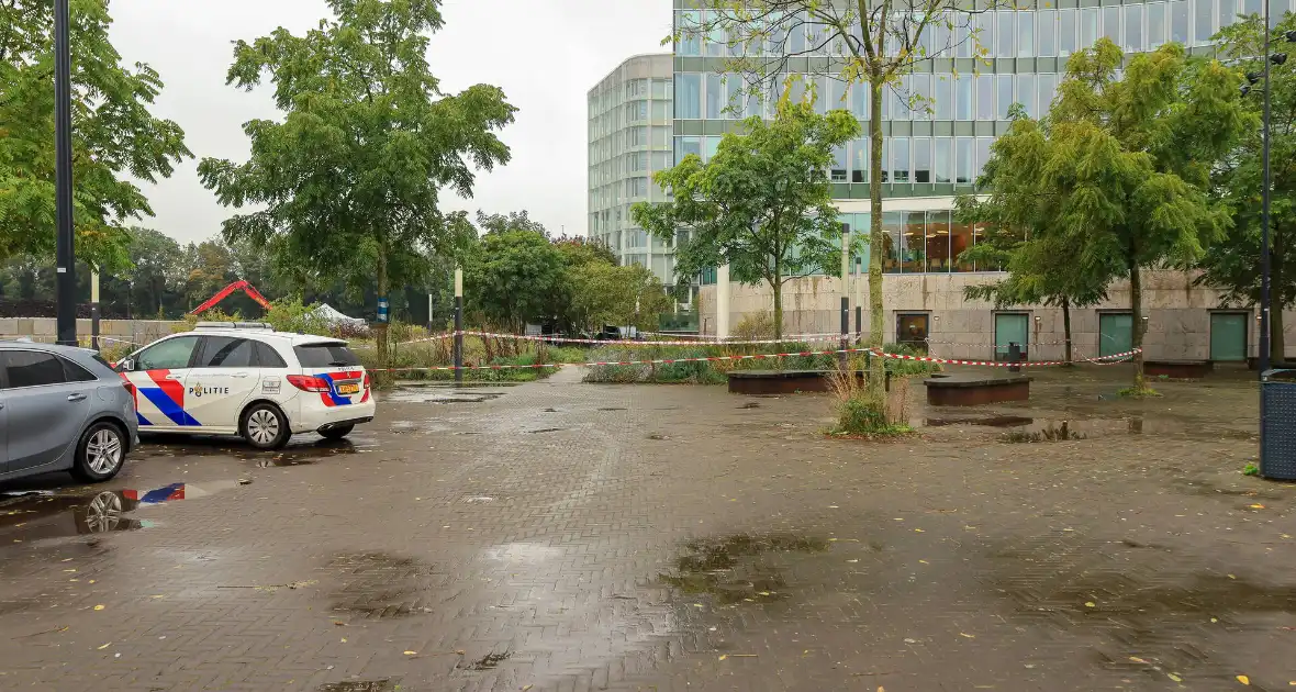 Lichaam gevonden in Beatrixpark, politie doet onderzoek - Foto 2