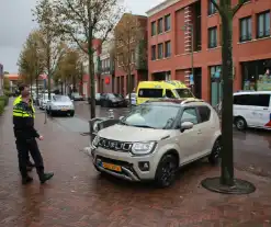 Automobilist botst tegen ondergrondse container