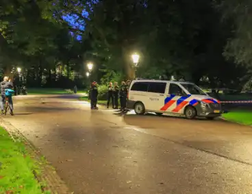 Politie treft kogelhuls aan in park