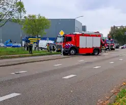 Vrachtwagenchauffeur rijdt vrouw aan