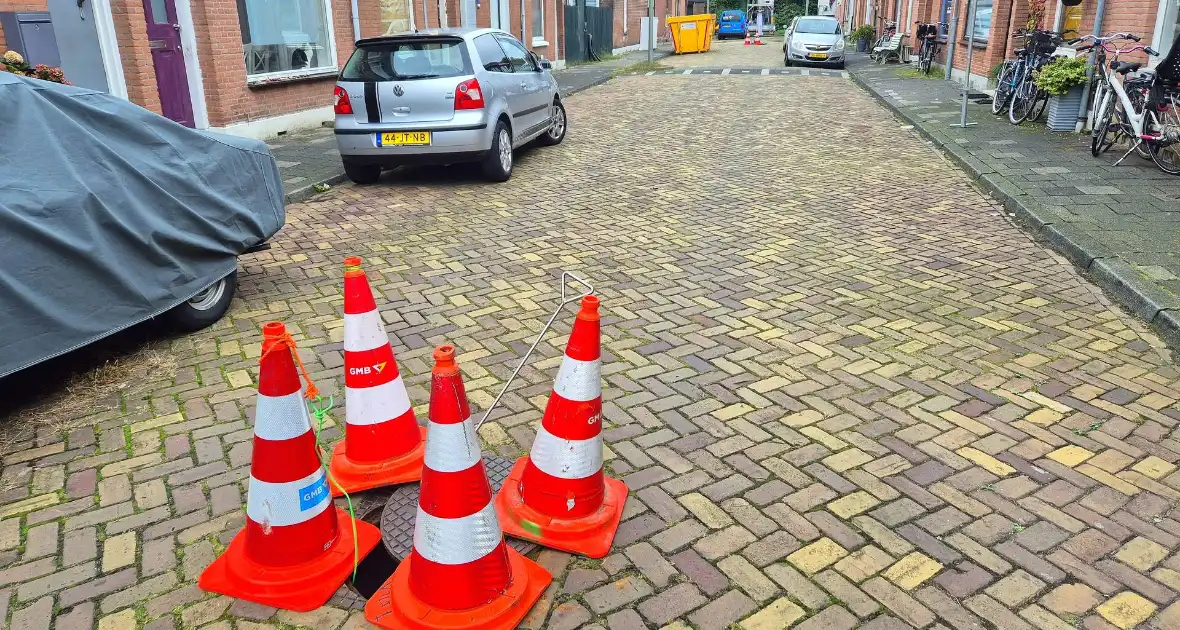 Brandweer ventileert riool na vreemde lucht - Foto 4