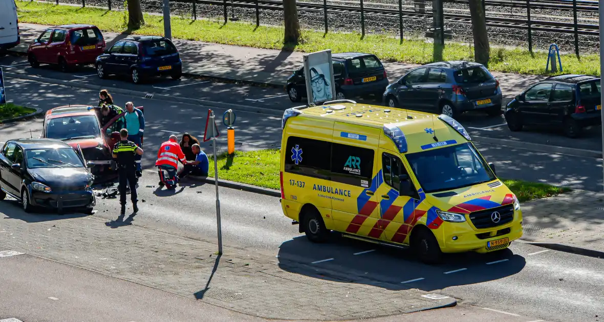 Keeractie leidt tot verkeersongeval - Foto 7