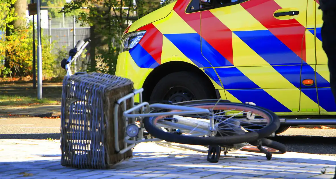 Weer fietser aangereden op bekende rotonde - Foto 11