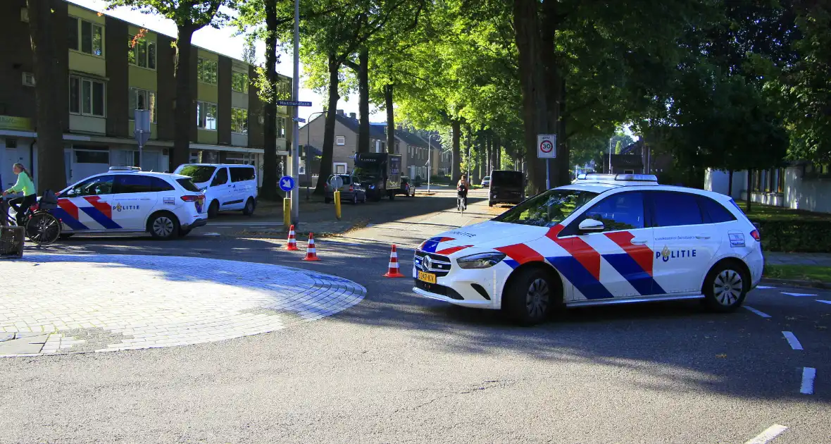 Weer fietser aangereden op bekende rotonde - Foto 3