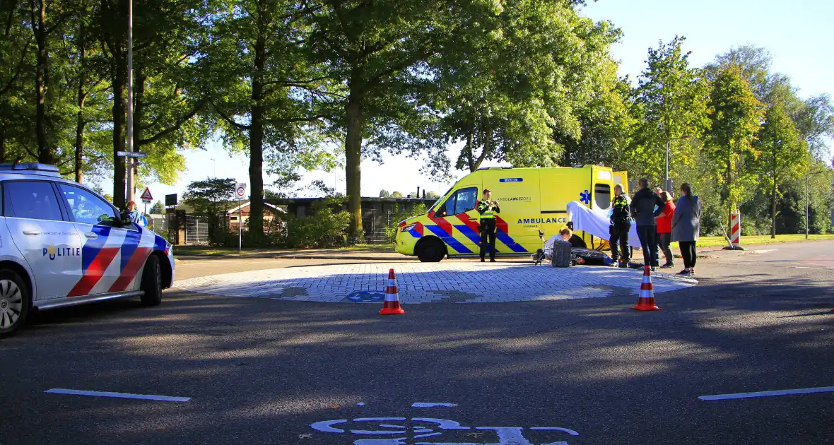 Weer fietser aangereden op bekende rotonde - Foto 4