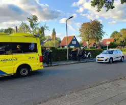 Fietsster gewon bij botsing met auto