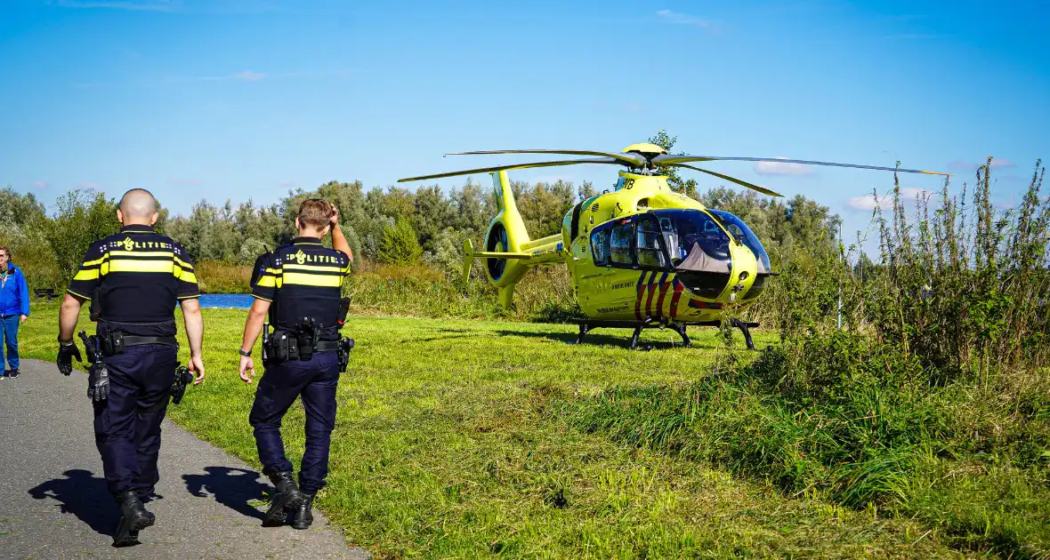 Patiënt met politie en trauma-arts naar ziekenhuis begeleid - Foto 1