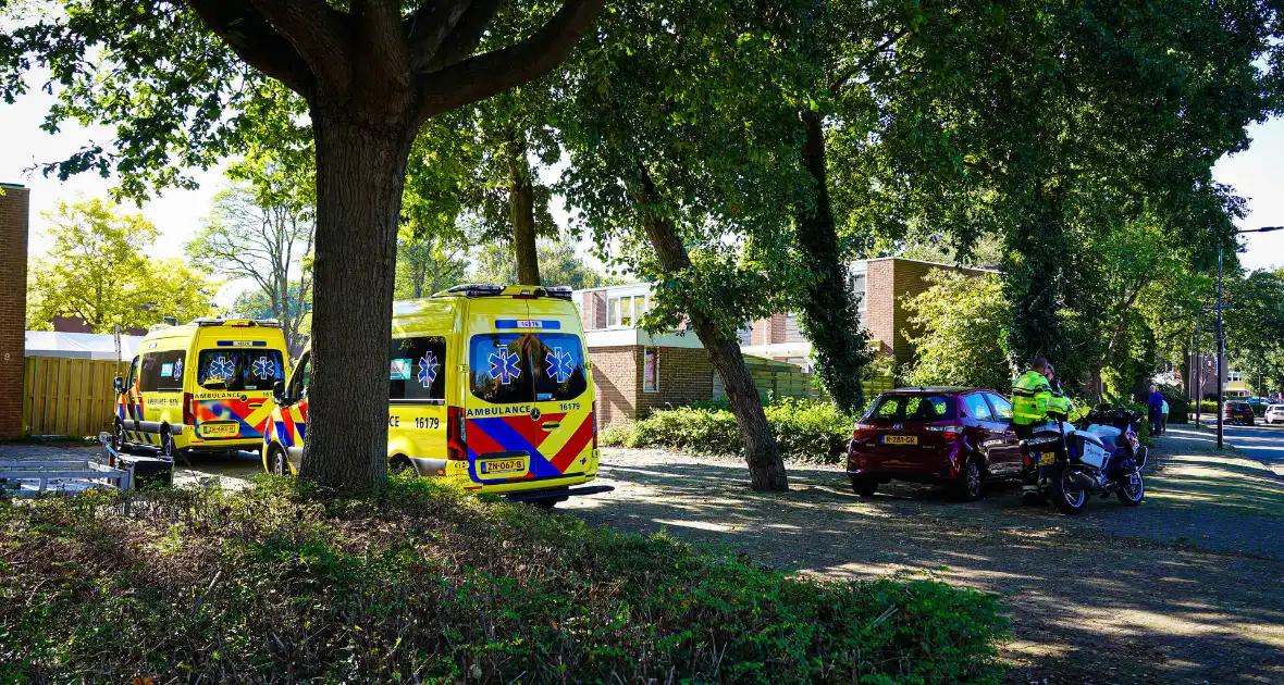 Patiënt met politie en trauma-arts naar ziekenhuis begeleid - Foto 5