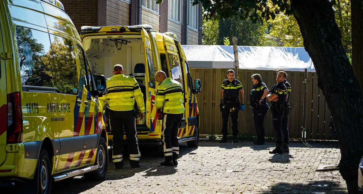 Patiënt met politie en trauma-arts naar ziekenhuis begeleid - Foto 6