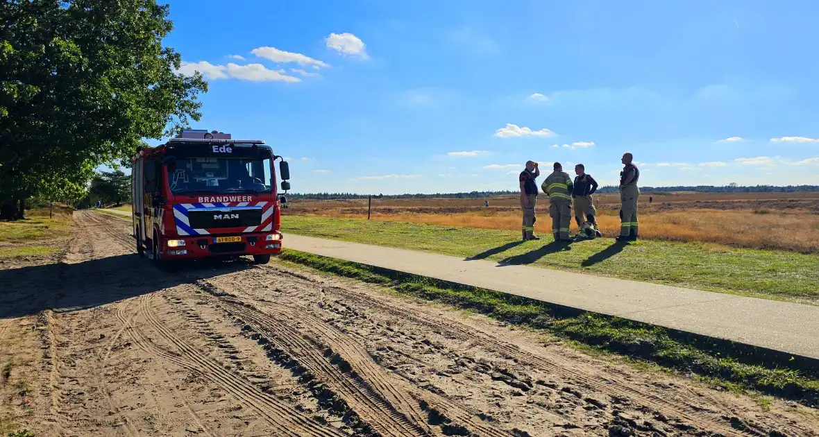 Hulpdiensten massaal ingezet na melding luchtvaartongeval - Foto 3