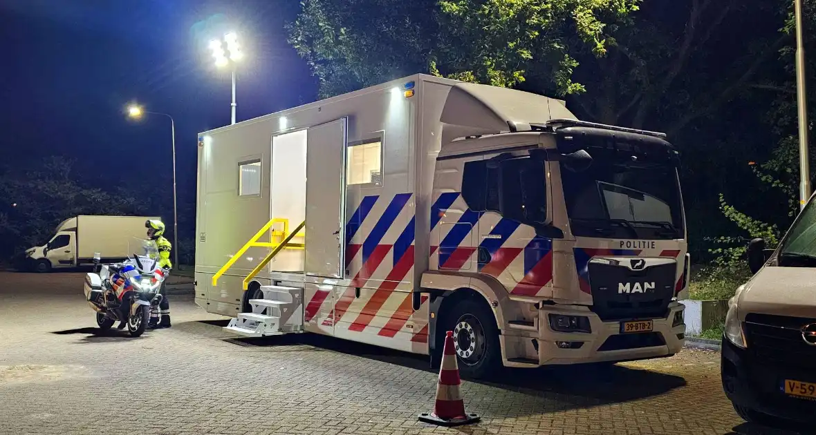 Politie houdt meerdere alcoholcontroles - Foto 3