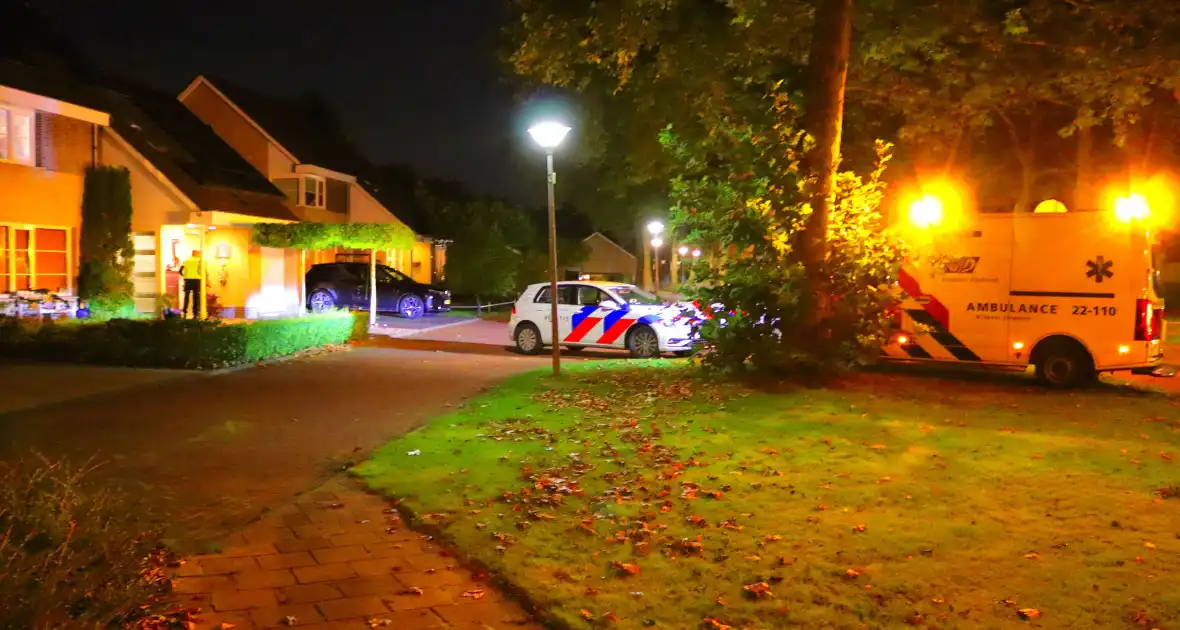 Persoon raakt gewond bij steekpartij in woning - Foto 4