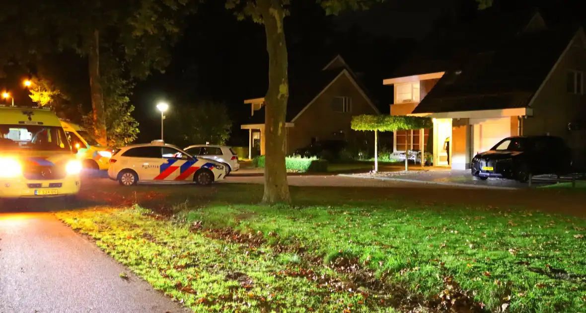 Persoon raakt gewond bij steekpartij in woning - Foto 5