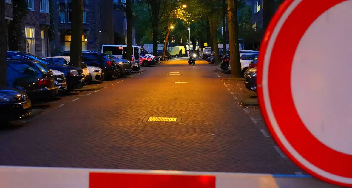 Veel beveiliging bij herdenking in synagoge - Foto 1