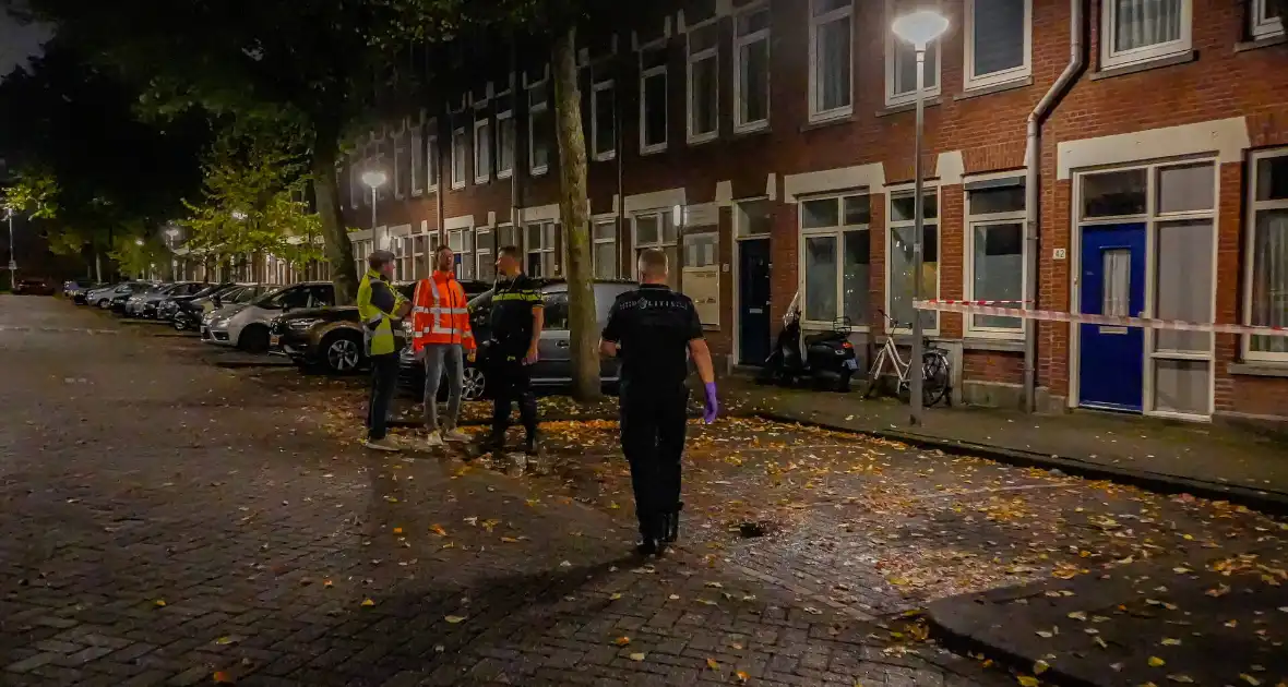 Twintig bewoners ontruimd na explosie in flatwoning - Foto 16