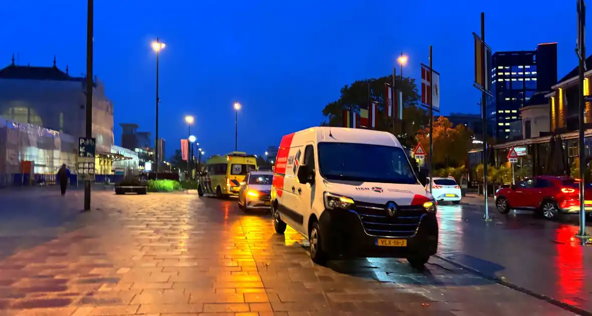 Fietser gewond bij botsing met pakketbezorger - Foto 4