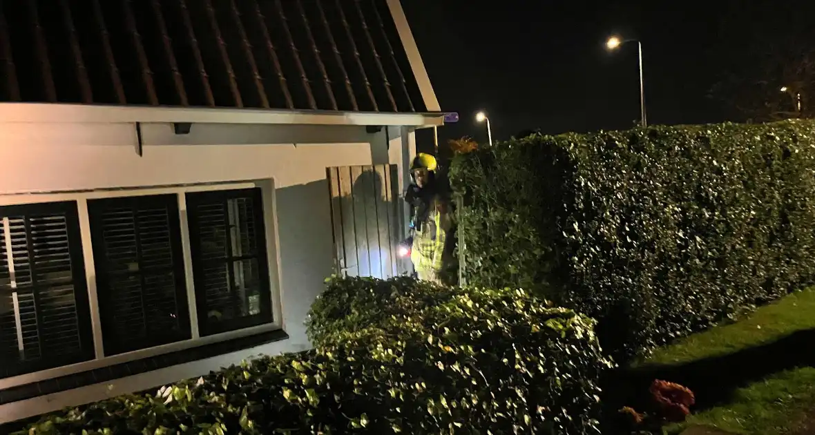 Bewoners geëvacueerd na melding van onbekende lucht - Foto 5