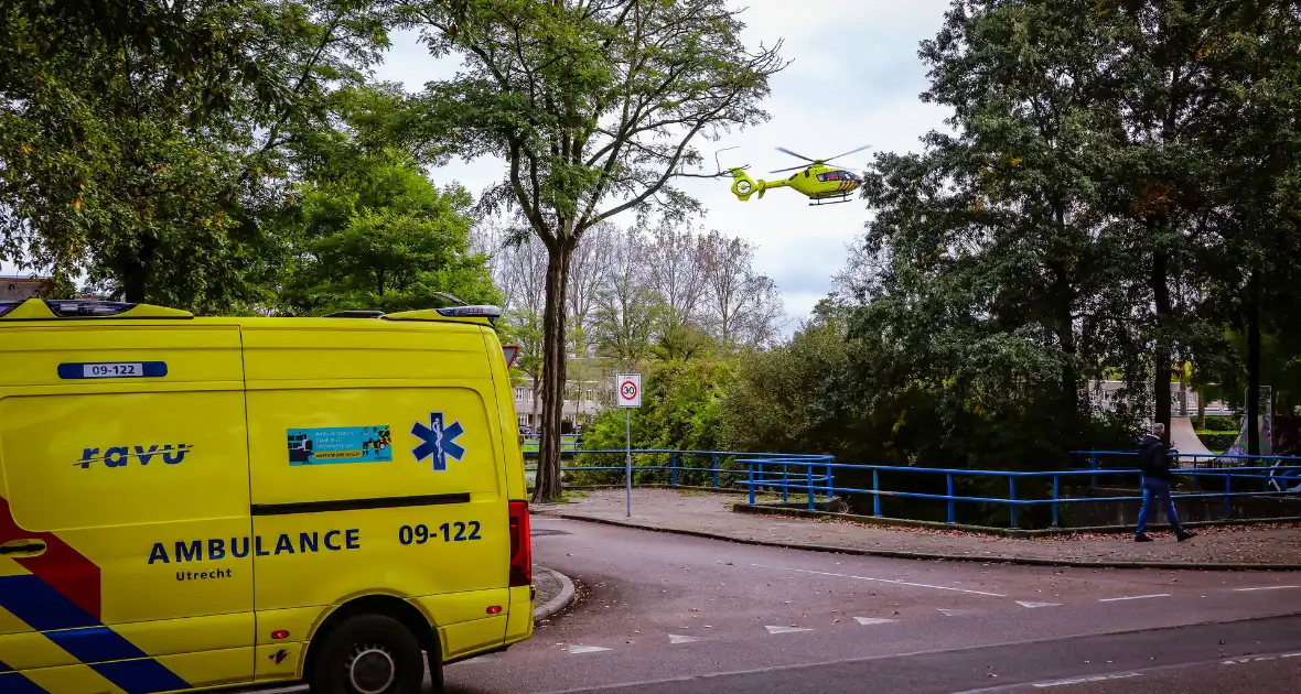 Persoon valt van steiger, traumateam ingezet - Foto 2