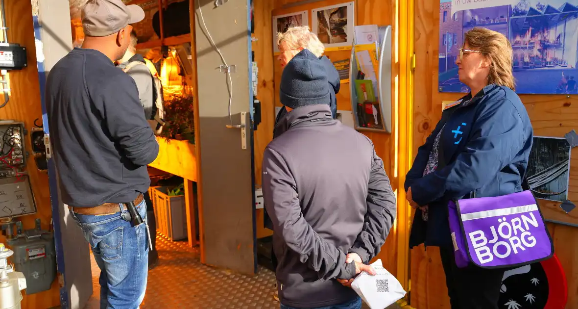 Kijkje in hennepkwekerij op de weekmarkt