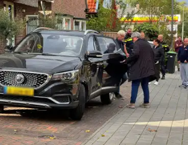 Brommerrijder en automobilist met elkaar in botsing