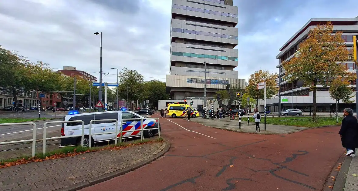 Scooterrijder onderuit door ongeval - Foto 3