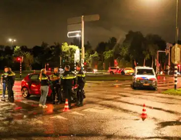 Flinke schade bij botsing met twee voertuigen