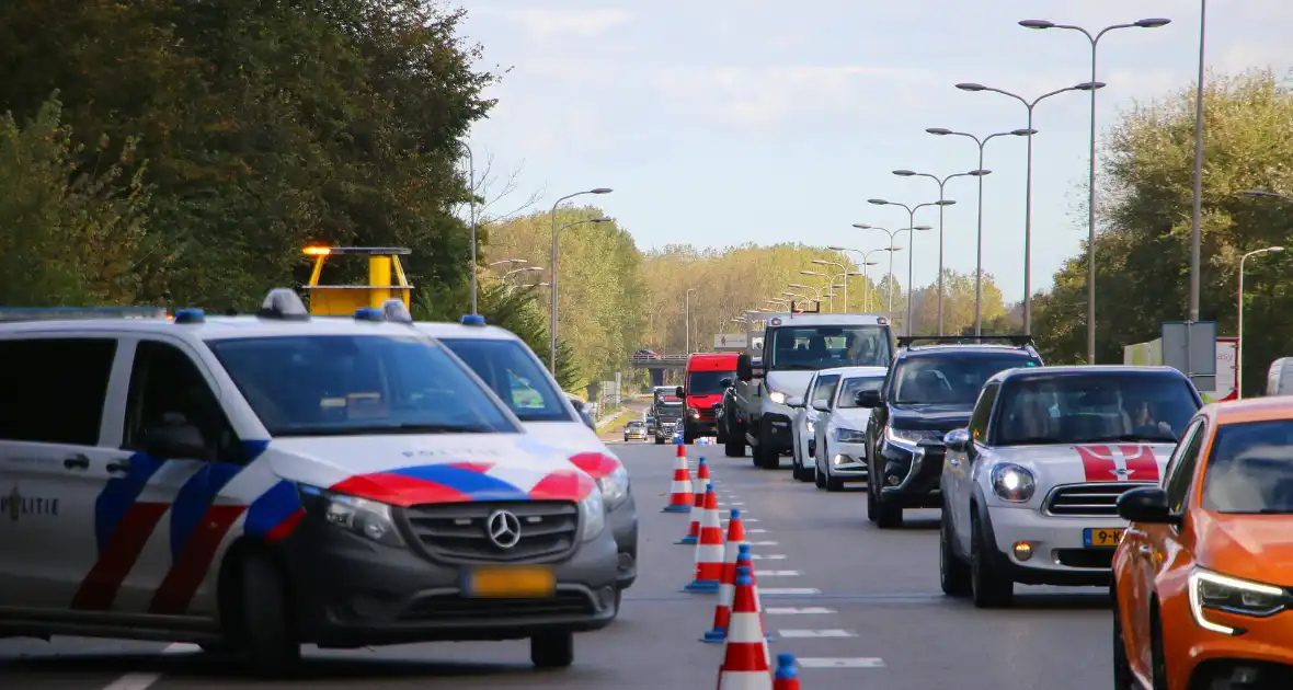 Flinke schade en vertraging na kop-staartaanrijding - Foto 7