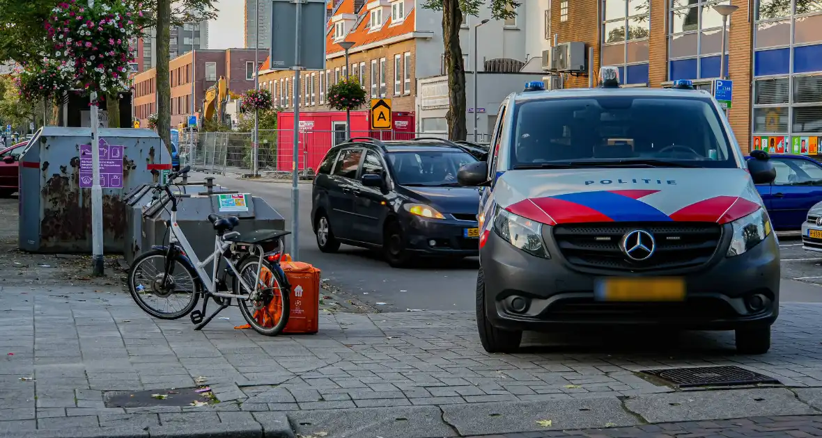 Fietsbezorger in botsing met automobilist