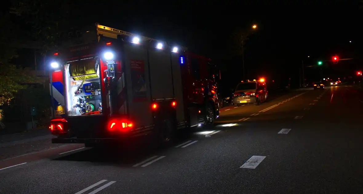 Vuurwerk zorgt voor rookontwikkeling in bouwkeet - Foto 11