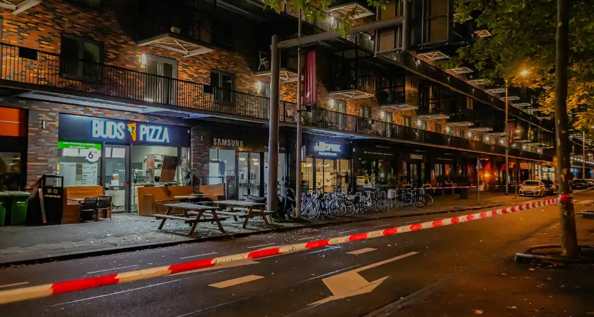 Verdachte aangehouden na explosie bij pizzarestaurant - Foto 5