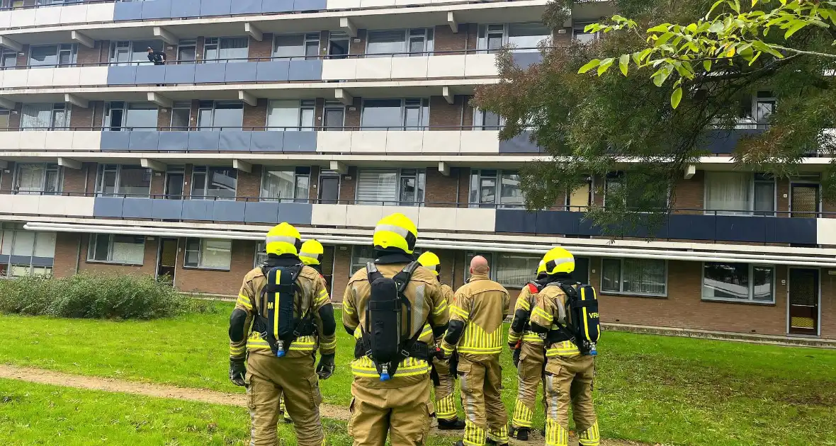 Aangebrand eten in oven zorgt voor brandweer inzet - Foto 4