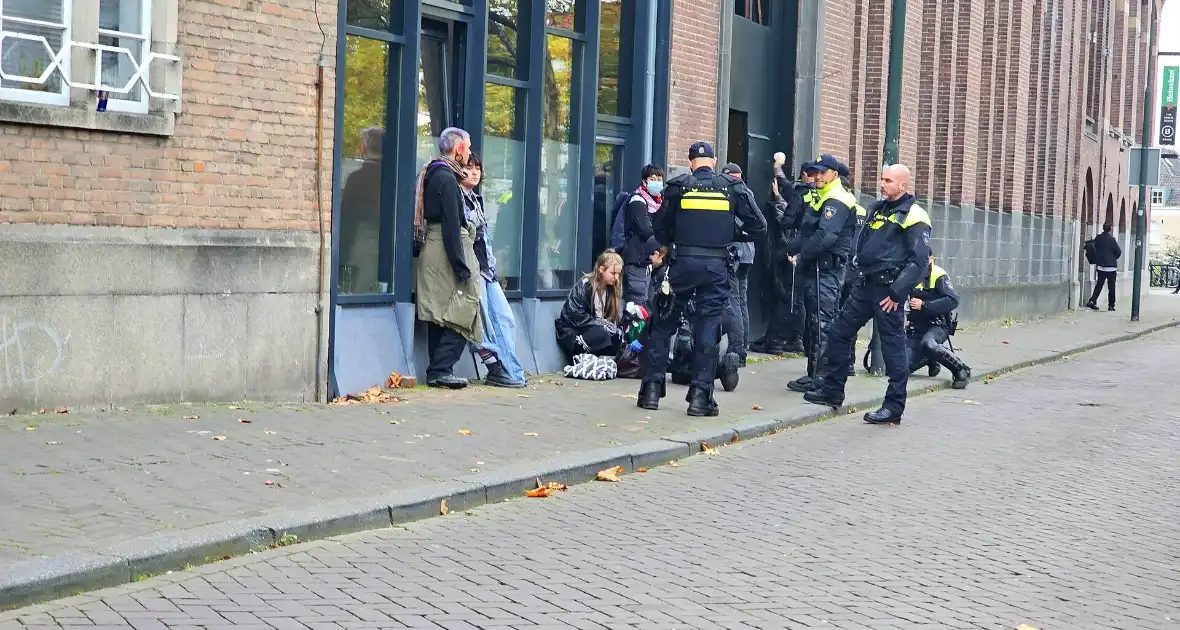 Krakers aangehouden door Mobiele Eenheid - Foto 13